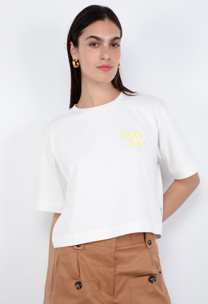 Camiseta Cropped Algodão Milene Happy Hour Branca