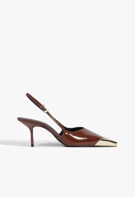 Slingback Biqueira de Metal Couro Marrom