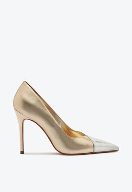 Sapato Scarpin Couro Dourado