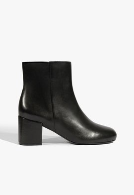 Bota Lupe Couro Preta