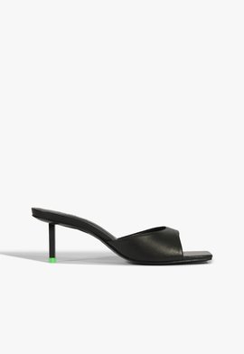 Mule Dethalia Pin Couro Preta