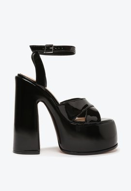 Sandália Meia Pata Pattie Verniz Preta