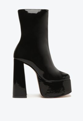 Bota Meia Pata Verniz Preta