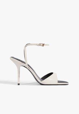 Sandália Salto Elodie Buckle Verniz Couro Branco