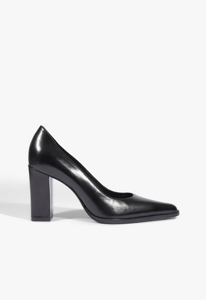 Scarpin Eleanor Couro Preto