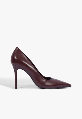 Scarpin Casual Cool Couro Vinho