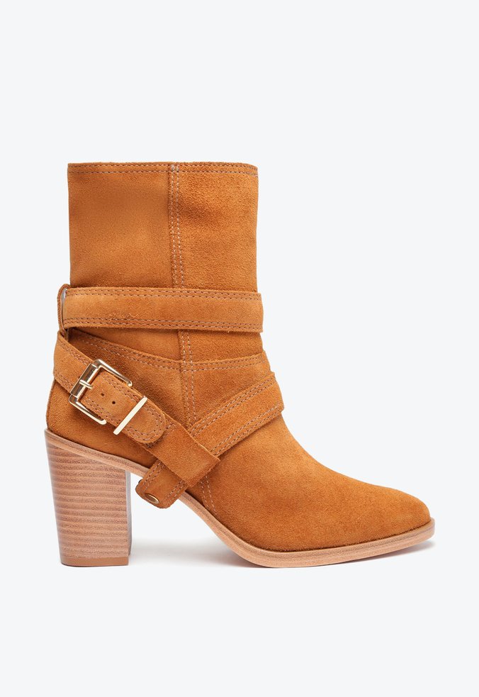 Bota Cano Médio Nobuck Caramelo