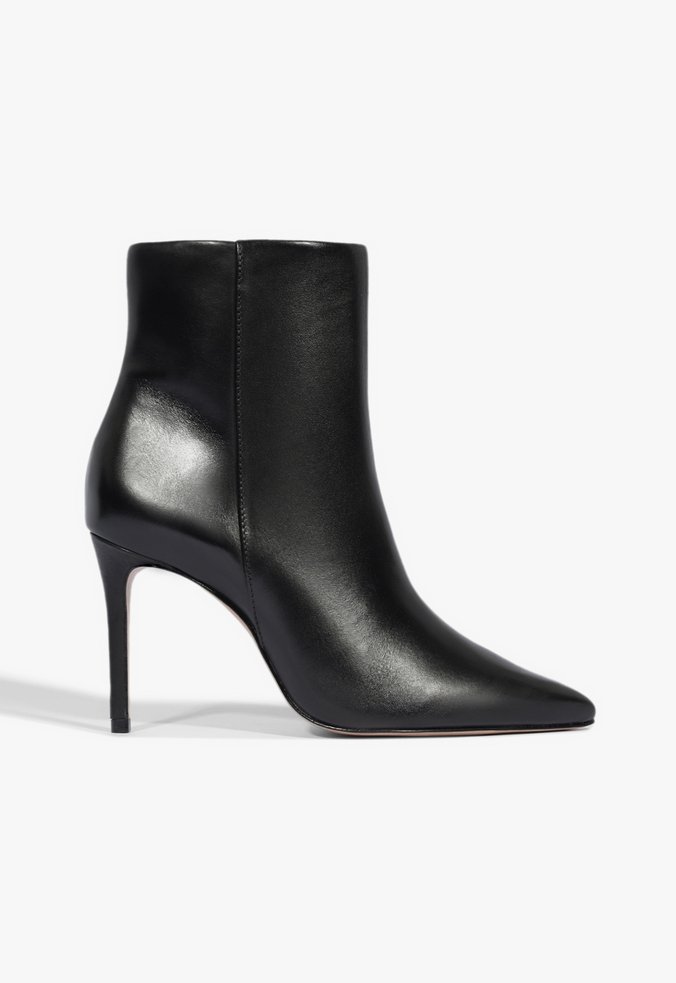 Bota Salto fino Couro Preto
