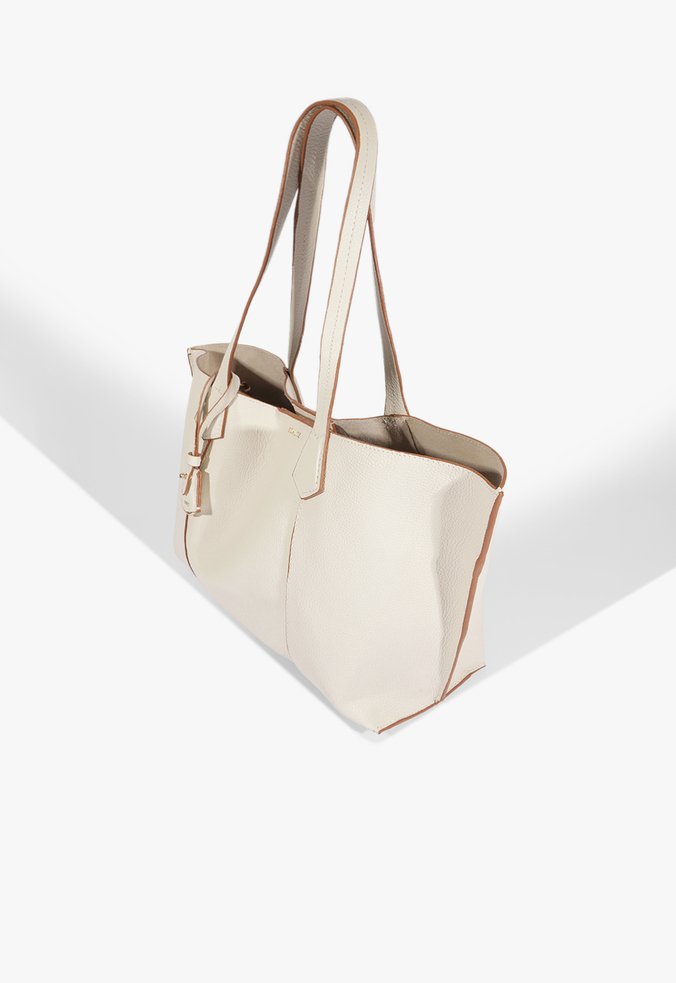 Bolsa Tote Cleo Grande Couro Preta | Schutz