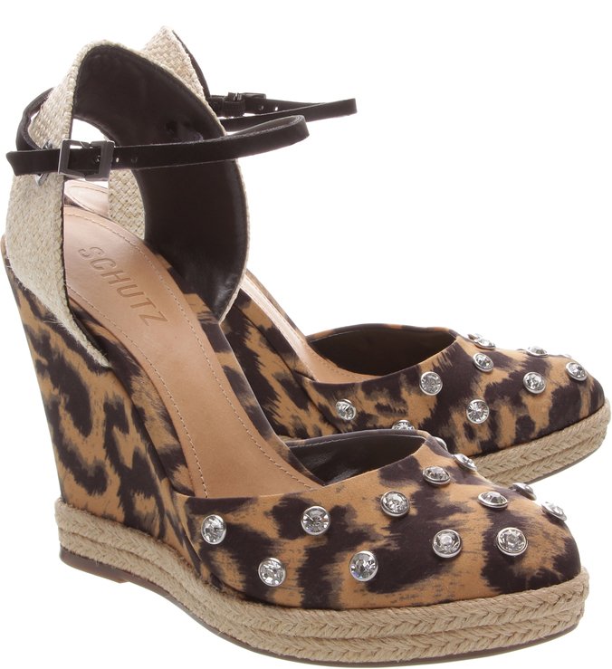 Sandália Anabela Studs Animal Print Sandália Anabela Studs Animal Print