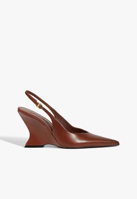 Scarpin Slingback Siena Couro Marrom