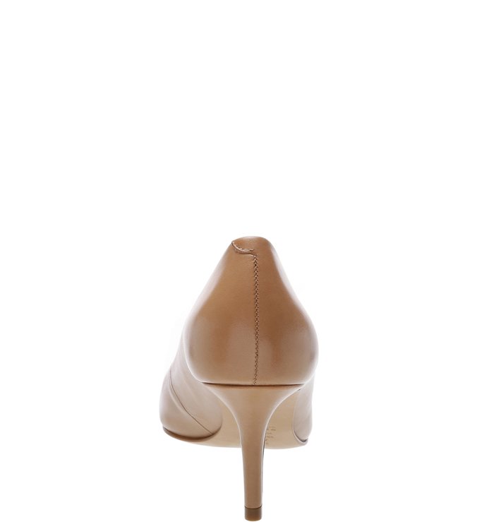 Scarpin Kitten Heel Classic Neutral Scarpin Kitten Heel Classic Neutral