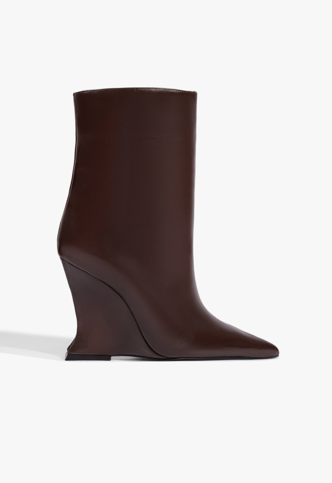 Bota Siena Cano Curto Couro Marrom