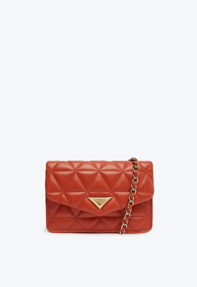 Bolsa Pequena Tiracolo 944 Matelassê Vermelha