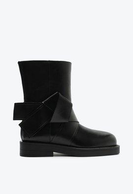 Coturno Fawn Mid Calf Preto