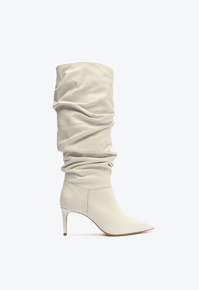 Bota Ashlee Up Salto Couro Branca