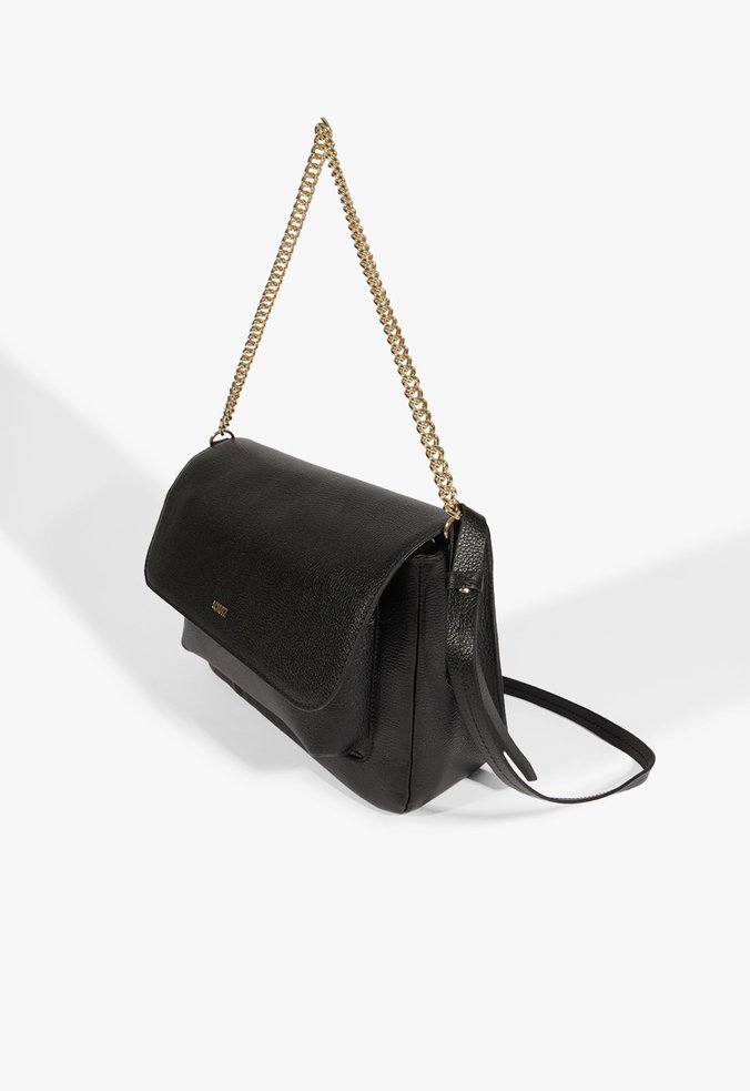 イッヌ　ブラックm Bolsa Brooke Couro Preta | Schutz