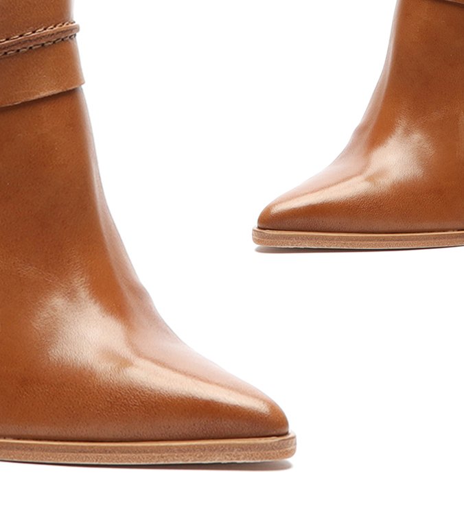 Bota Salto Bloco Couro Fivela Caramelo Bota Salto Bloco Couro Fivela Caramelo