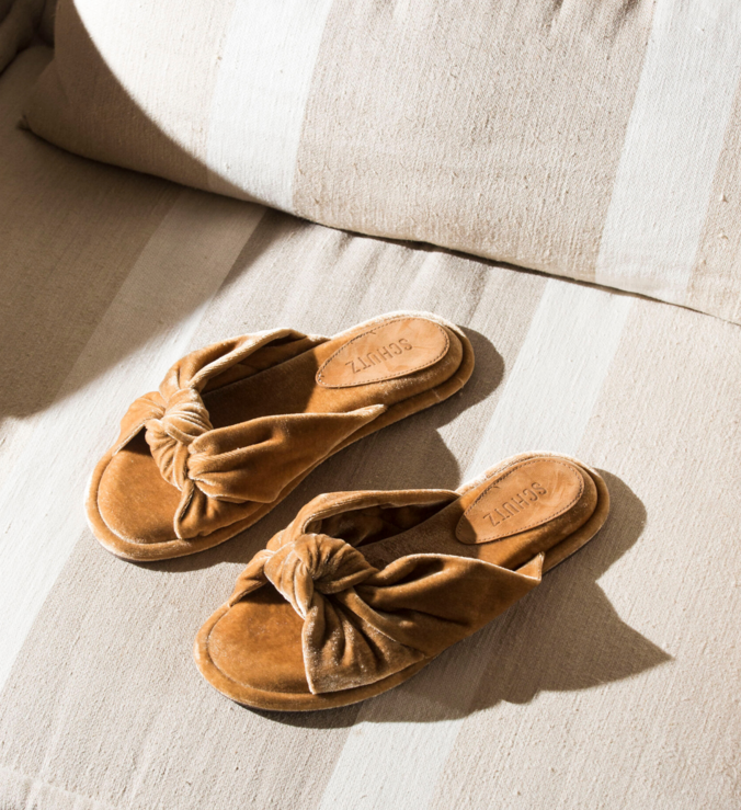 Homewear Flat Flip Flop Sarah Velvet Açafrão Homewear Flat Flip Flop Sarah Velvet Açafrão