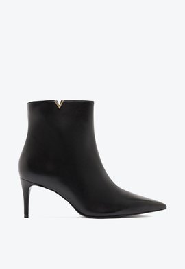 Bota Salto Fino Couro Preto