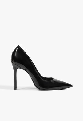 Scarpin Caiolea Verniz Preto