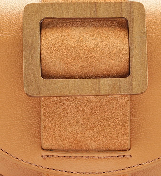 POCHETE BUCKLE WOOD ORANGE POCHETE BUCKLE WOOD ORANGE