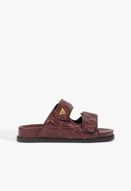 Sandália Papete Matelassê Couro Vinho