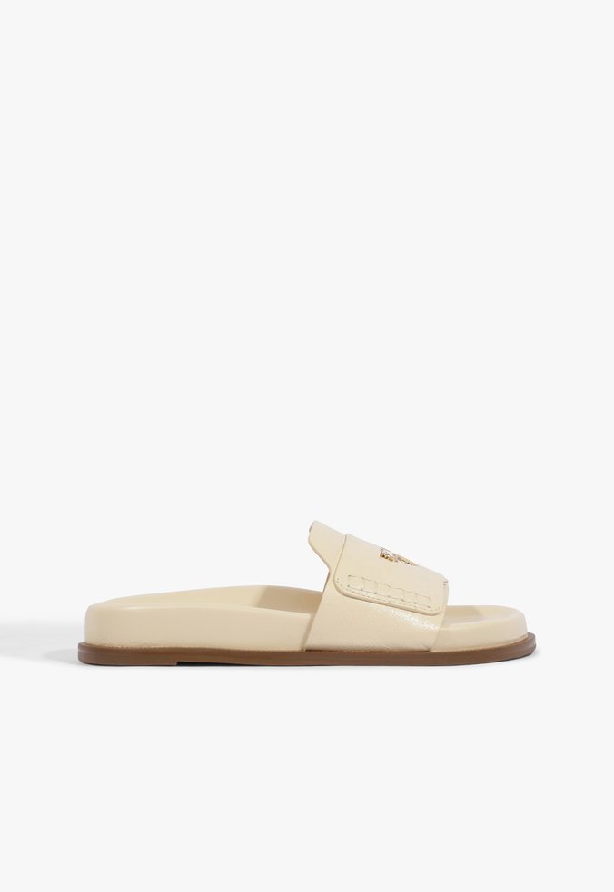 Papete Flatform Bico Redondo Couro Branca