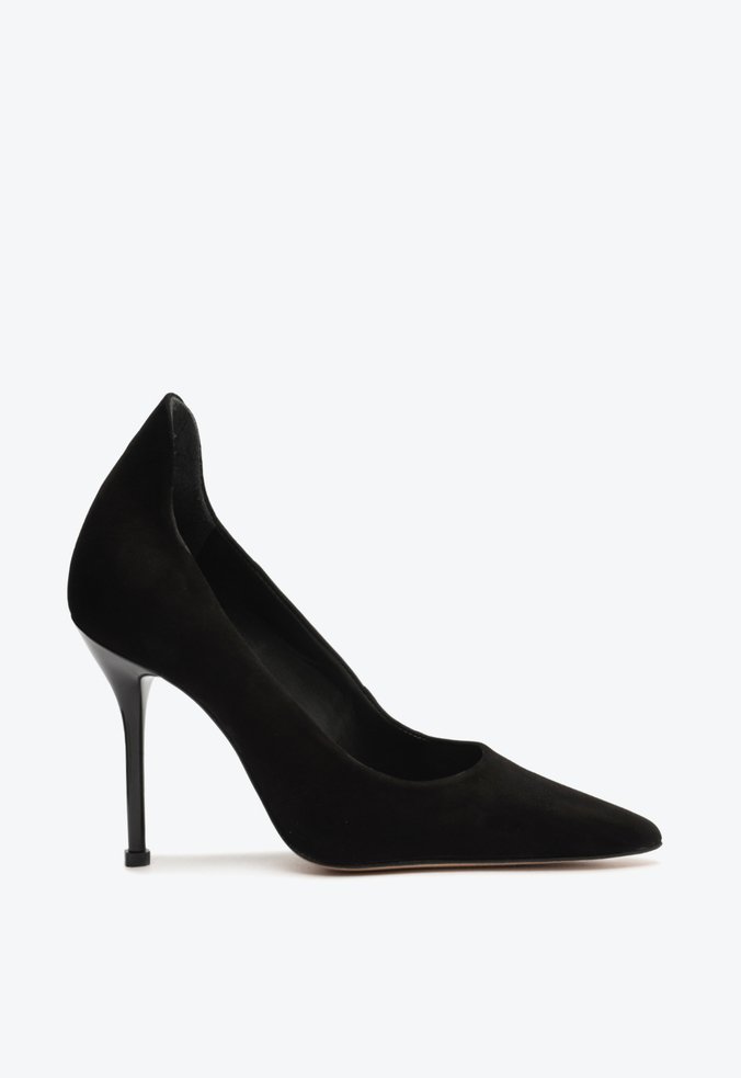 Sapato Scarpin Amal Camurça Preto