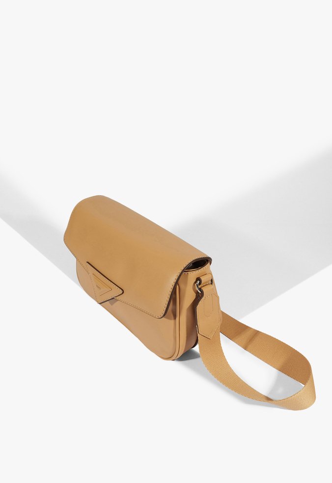 Bolsa Tiracolo Noosa Preta | Schutz