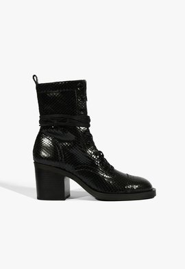 Coturno Couro Preto