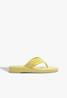 Chinelo Zoe Couro Croco Amarelo