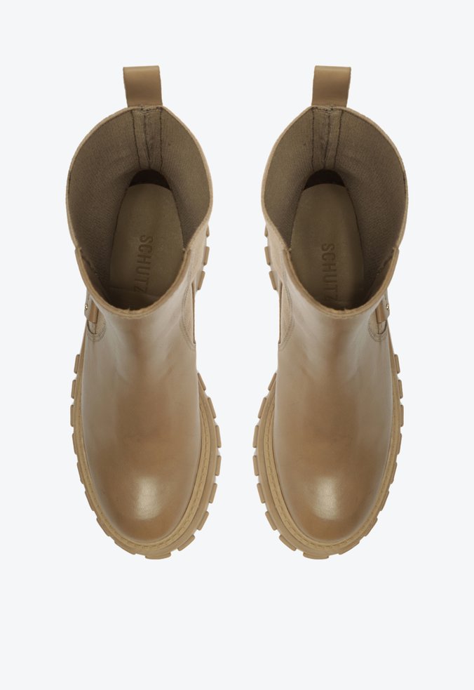 Bota Tratorada Cano Médio Marrom