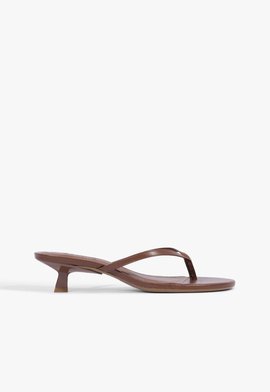 Sandália Couro Marrom