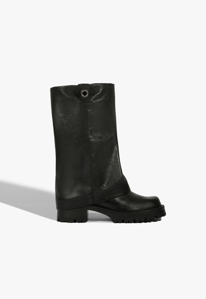 Bota Salto Bloco Médio Couro Preto