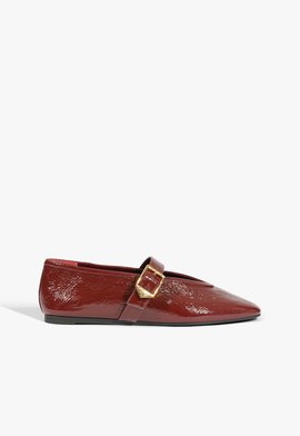 Sapatilha Vick Buckle Couro Vermelha
