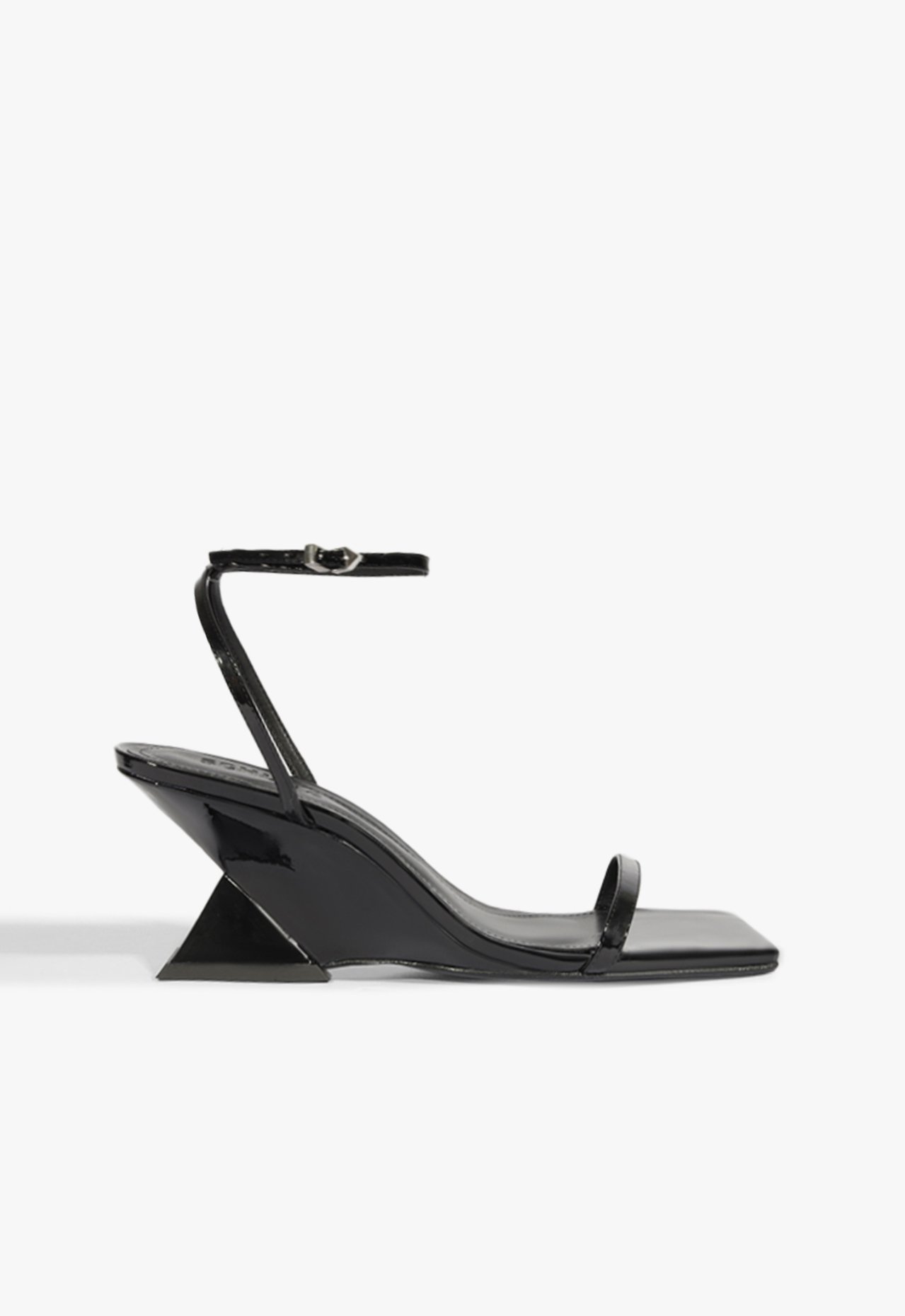 Sandália Joanna Sculpt Preta | Schutz