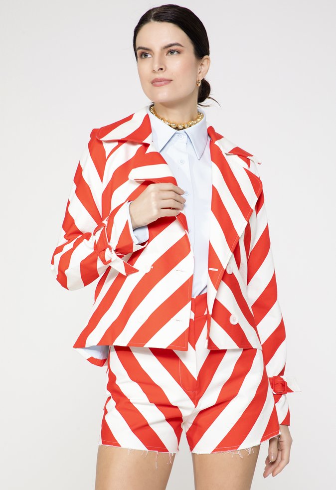 Casaco Trench Coat Curto Sarja Listrado Malla Vermelho