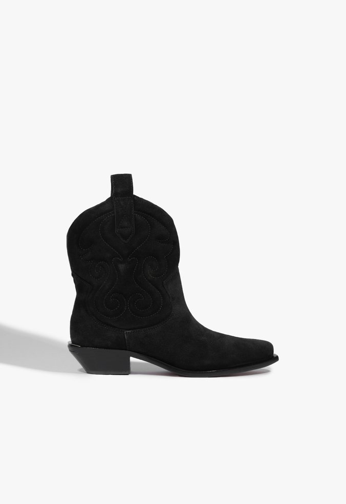 Bota Western Zachy Salto Baixo Couro Preto