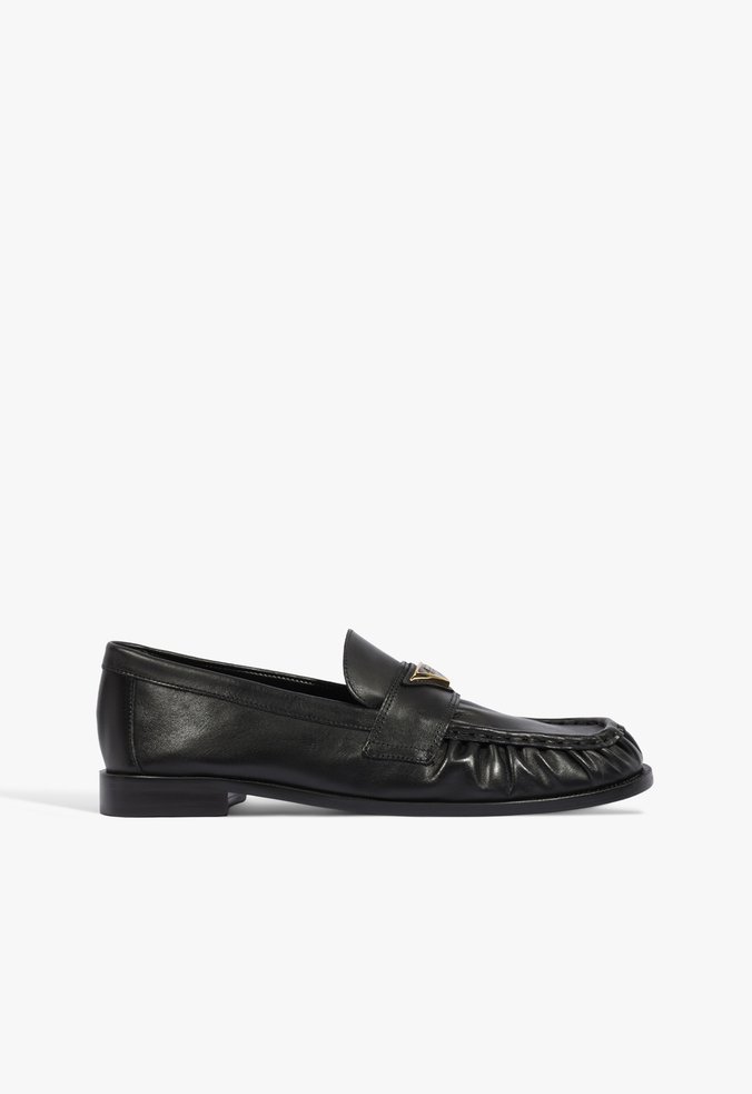 Mocassim Bico Redondo Ferragem Couro Preto
