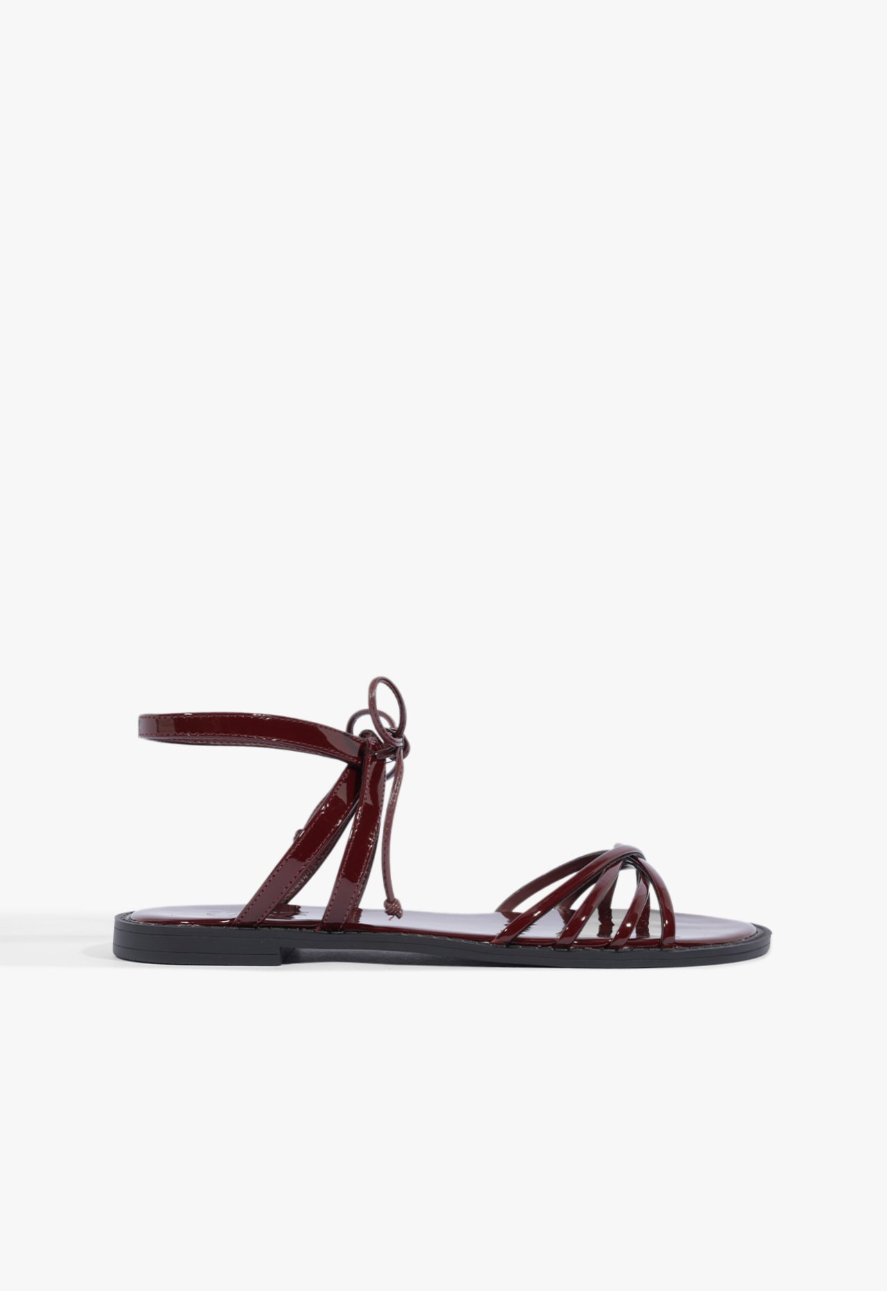 Dahlia Flat Cherry Wine | Schutz